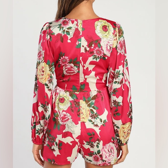 NEW Lulu’s XS Lovable Blossom Hot Pink Floral Print Satin Surplice Romper - Picture 4 of 11